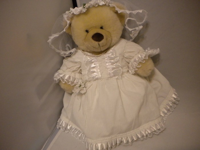 Build a bear wedding dress