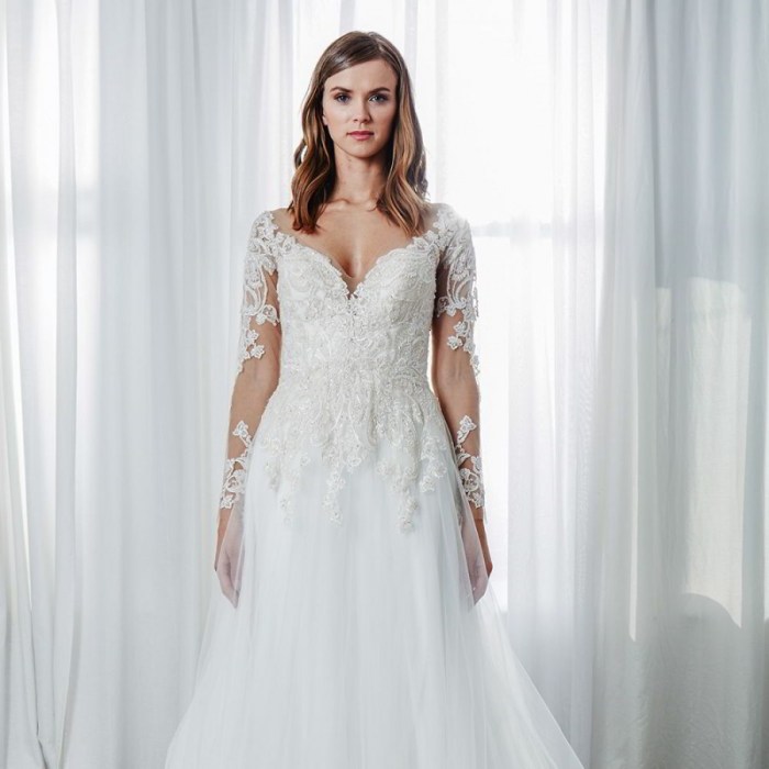 Kelly faetanini wedding dresses